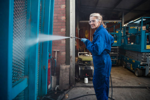 Best Oil Spill Cleanup  in Trowbridge Park, MI